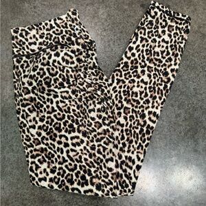Leopard Zyia leggings